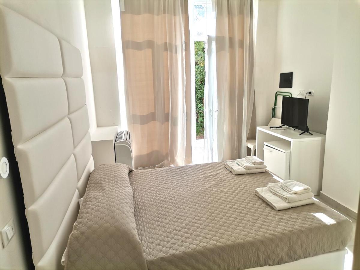Hotel Calypso Remix Paestum Exterior photo